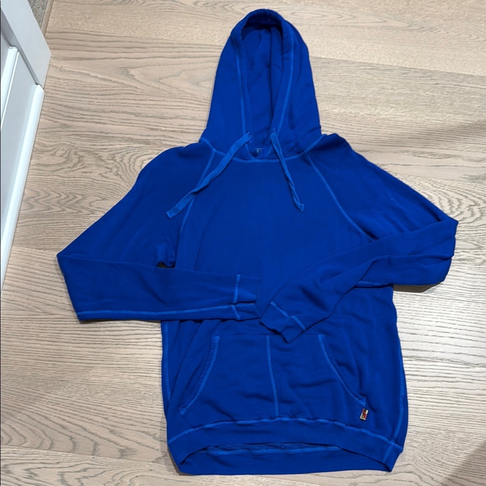 Women’s aviator nation, hoodie, sweatshirt, size, medium, like new, barely worn